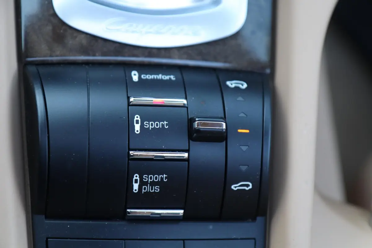 3.0 S E-Hybrid ⚡ | SPORT CHRONO ⏱️ | PANO ☀️ | BOSE 🔊 | CARPLAY 📱 | ELEK. TREKHAAK 🔗 | SOFTCLOSE | LEDER