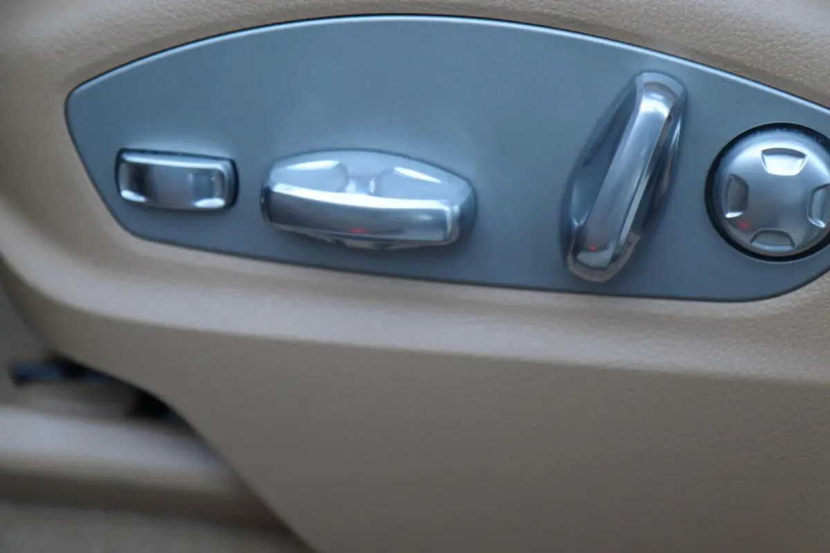 3.0 S E-Hybrid ⚡ | SPORT CHRONO ⏱️ | PANO ☀️ | BOSE 🔊 | CARPLAY 📱 | ELEK. TREKHAAK 🔗 | SOFTCLOSE | LEDER