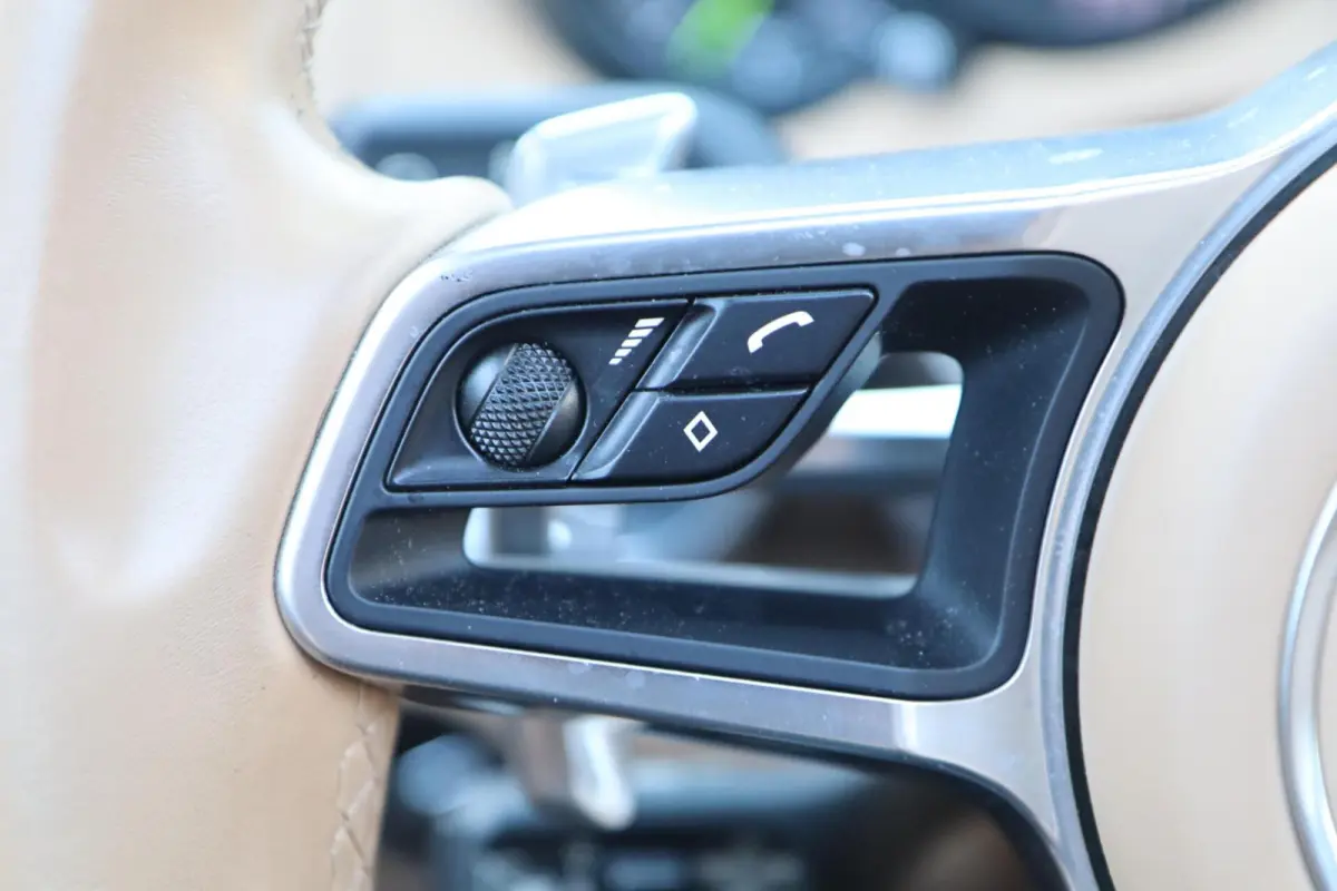 3.0 S E-Hybrid ⚡ | SPORT CHRONO ⏱️ | PANO ☀️ | BOSE 🔊 | CARPLAY 📱 | ELEK. TREKHAAK 🔗 | SOFTCLOSE | LEDER