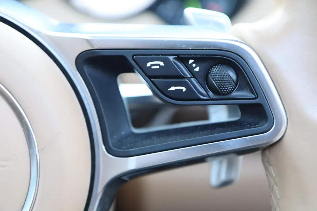 3.0 S E-Hybrid ⚡ | SPORT CHRONO ⏱️ | PANO ☀️ | BOSE 🔊 | CARPLAY 📱 | ELEK. TREKHAAK 🔗 | SOFTCLOSE | LEDER