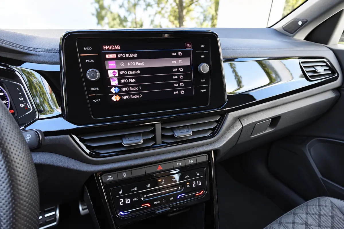 1.5 TSI R-Line PANO BEATS ASCOT GREY VOL