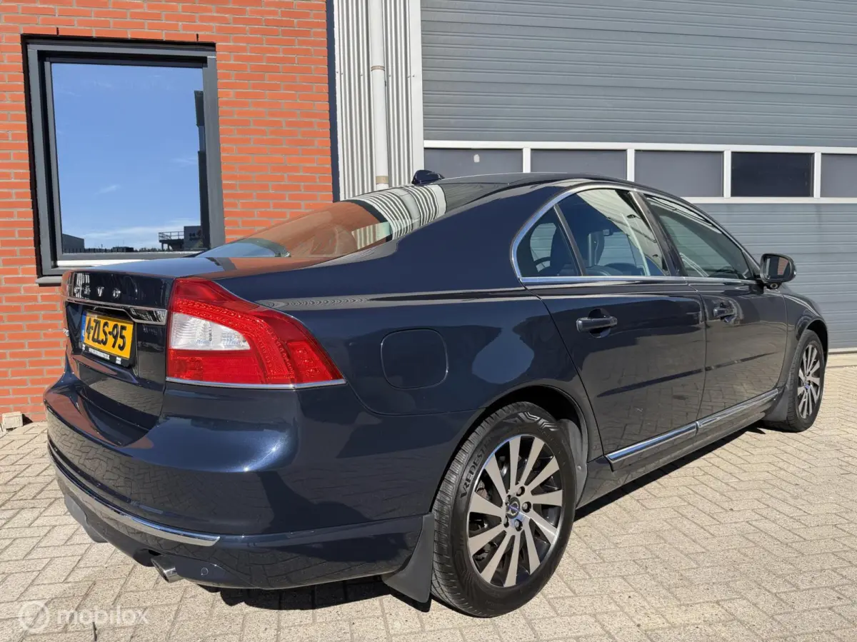 2.0 T5 Summum - ex. Koninklijk huis