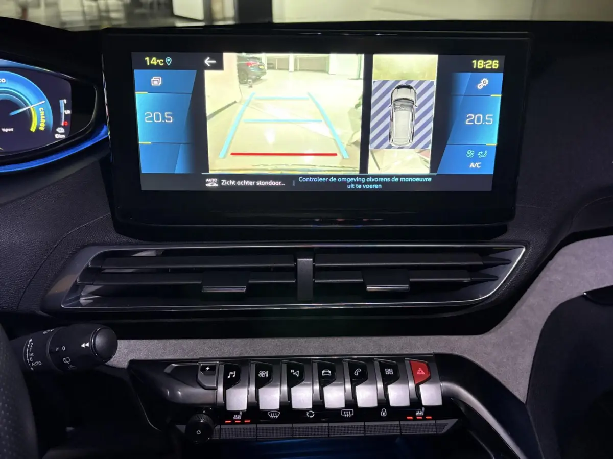 1.6 HYbrid 225 GT|Black Pack|19 inch|Memory|360|FOCAL|Carplay|Navi|PDC|ACC|Side assist|Lane Assist|