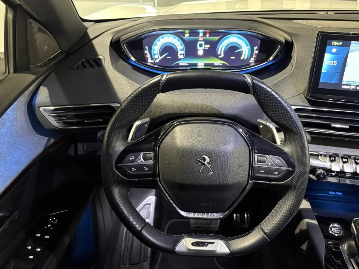 1.6 HYbrid 225 GT|Black Pack|19 inch|Memory|360|FOCAL|Carplay|Navi|PDC|ACC|Side assist|Lane Assist|