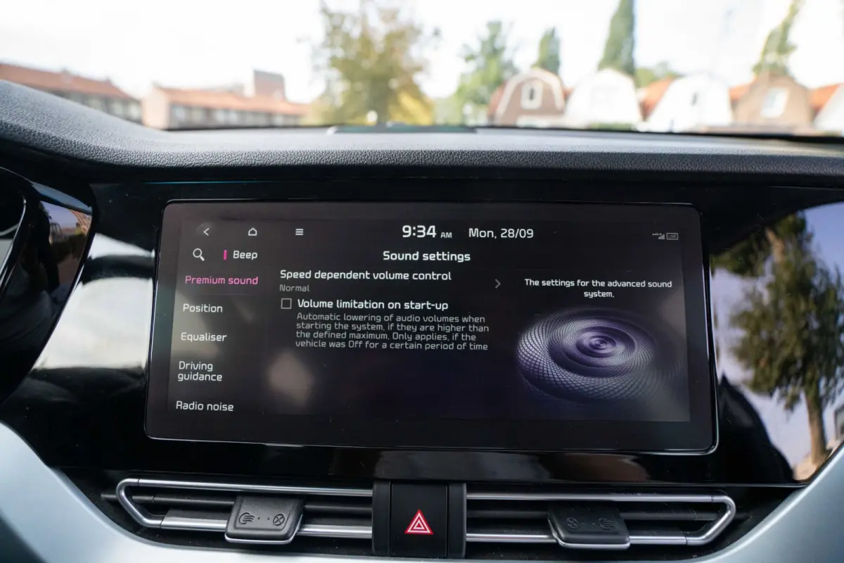 1.6 GDi PHEV DynamicLine Automaat | Airco | Navigatie | CarPlay | Vol opties | Dealerauto | Inruil mogelijk