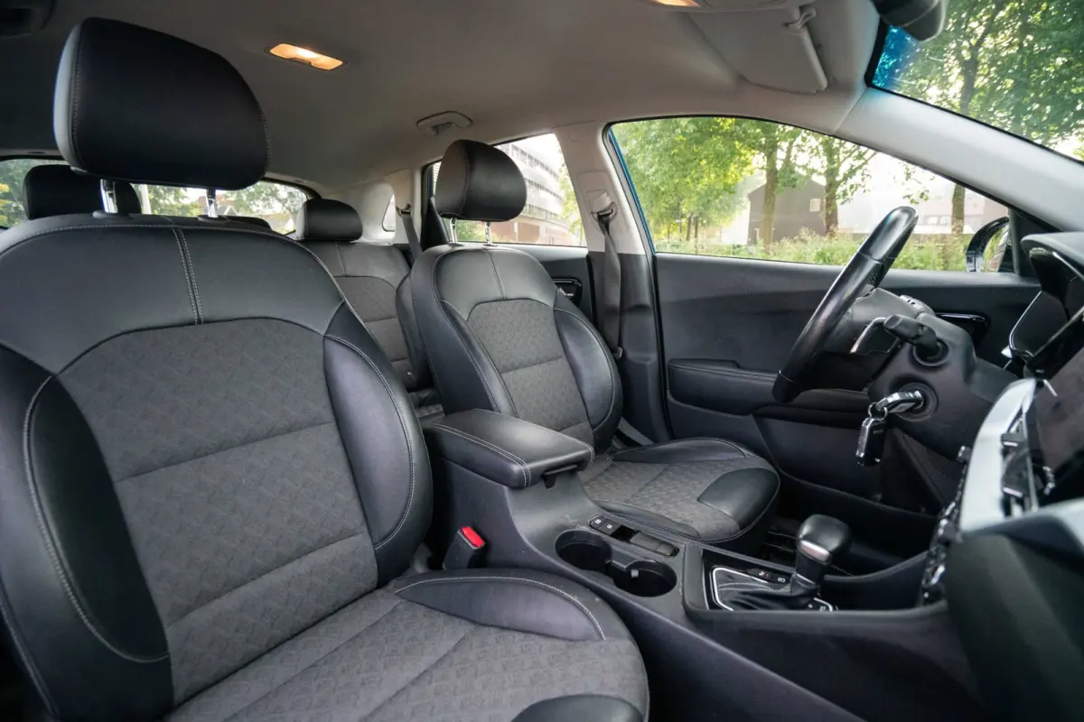 1.6 GDi PHEV DynamicLine Automaat | Airco | Navigatie | CarPlay | Vol opties | Dealerauto | Inruil mogelijk