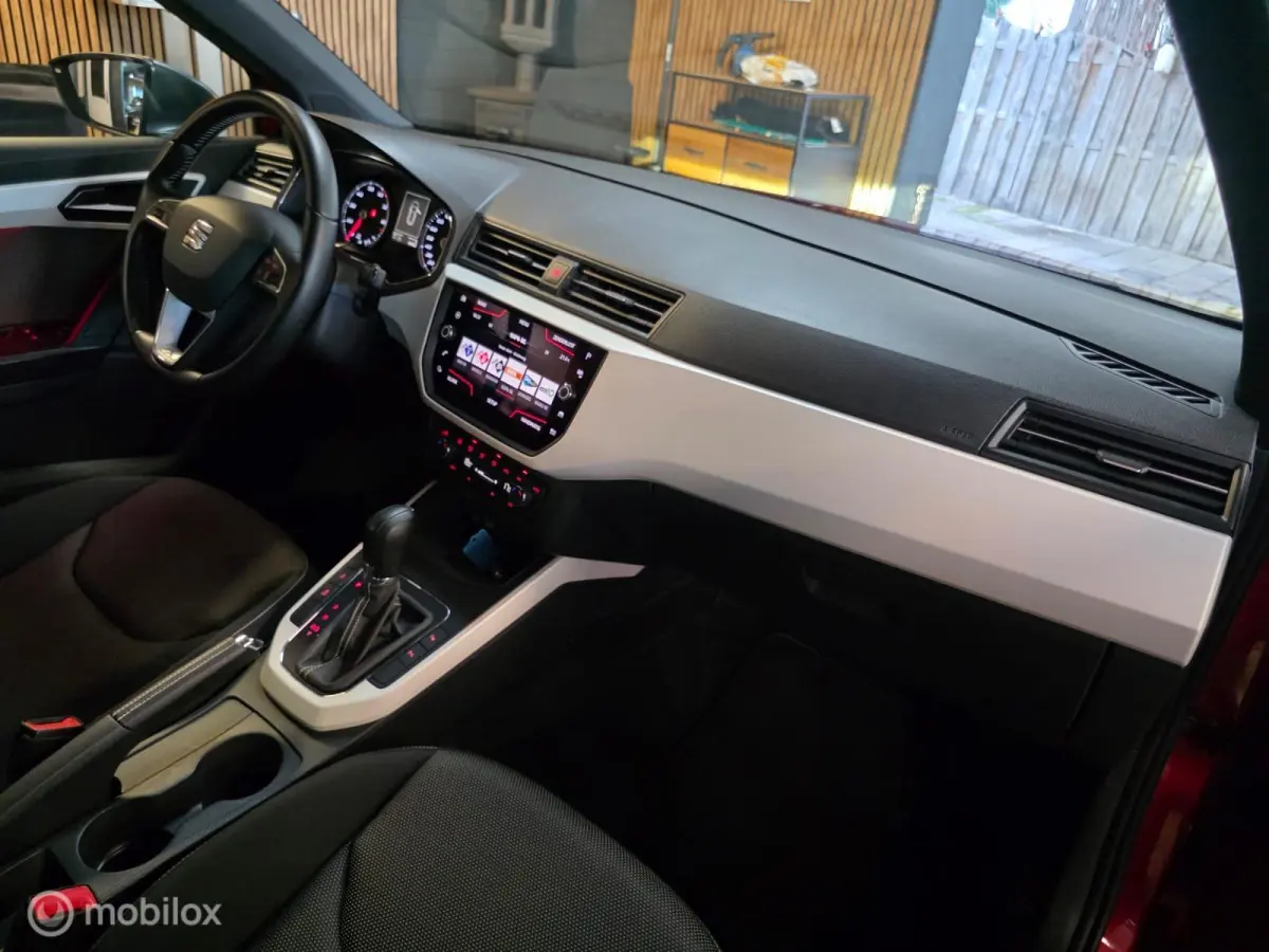 1.0 TSI Xcellence Carplay Led DSG Trekhaa. Incl.APK+Afleveringsbeurt