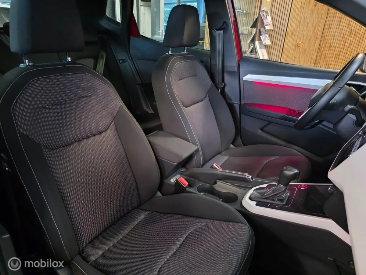 1.0 TSI Xcellence Carplay Led DSG Trekhaa. Incl.APK+Afleveringsbeurt
