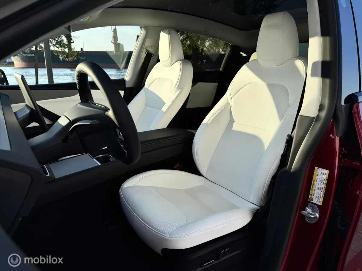 RWD 58 kWh BTW | Hardware 4