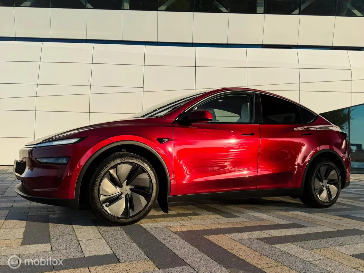 RWD 58 kWh BTW | Hardware 4
