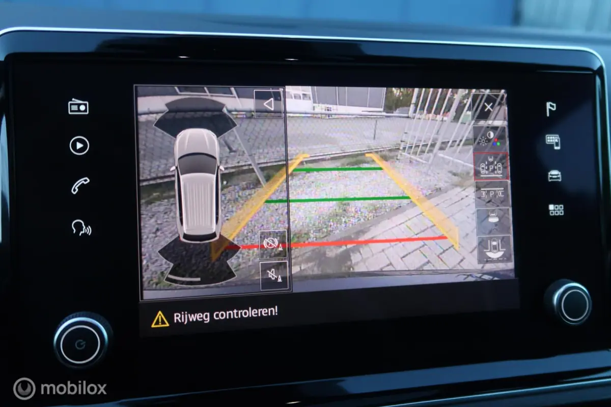 1.5 TSI Xcellence CARPLAY,PANODAK,LEDER,CAMERA