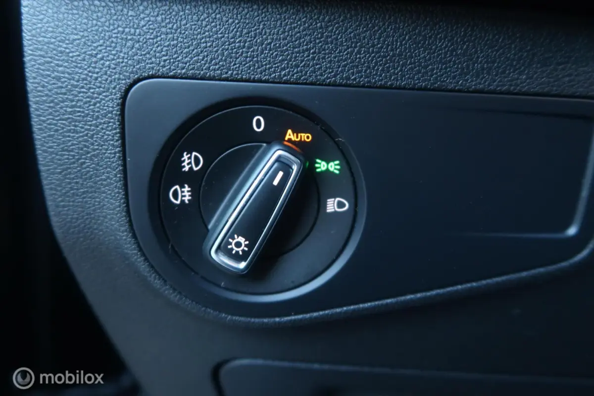 1.5 TSI Xcellence CARPLAY,PANODAK,LEDER,CAMERA