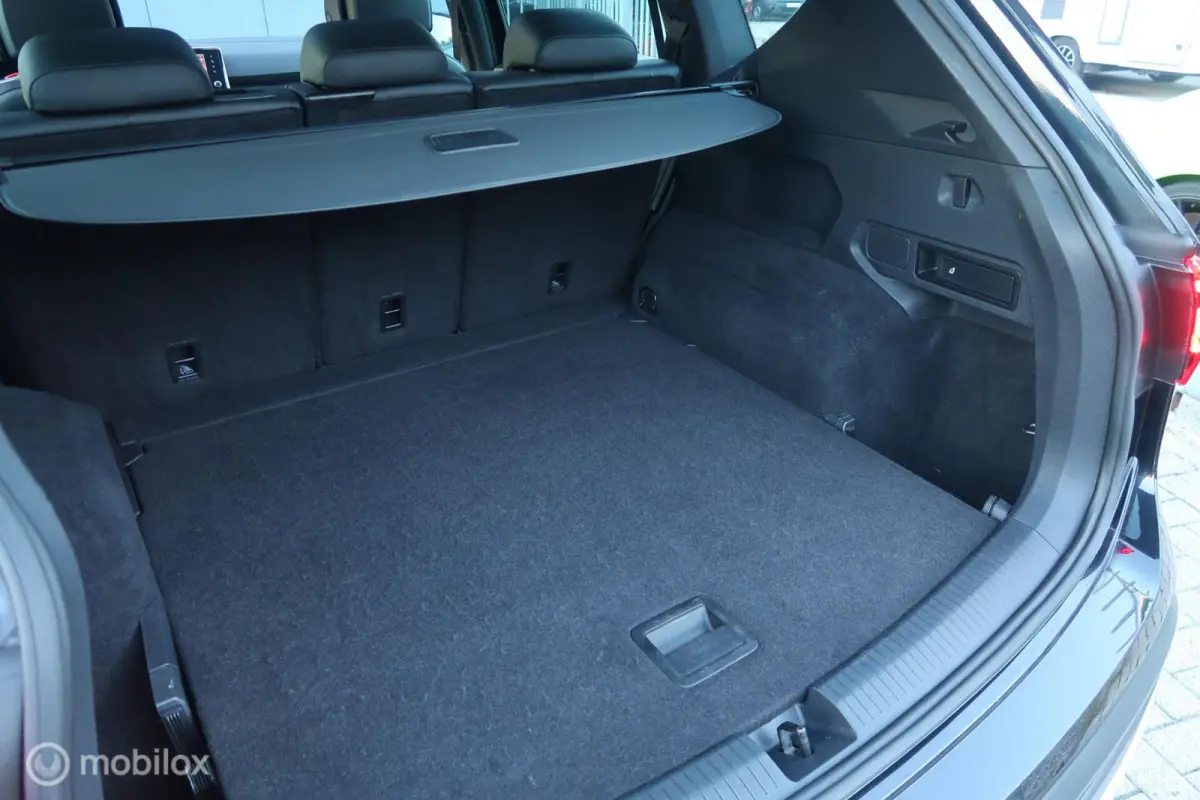 1.5 TSI Xcellence CARPLAY,PANODAK,LEDER,CAMERA