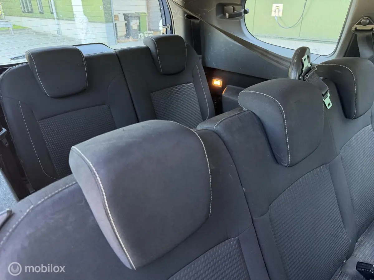 1.2 TCe Lauréate 7p. Cruise Airco Trekhaak