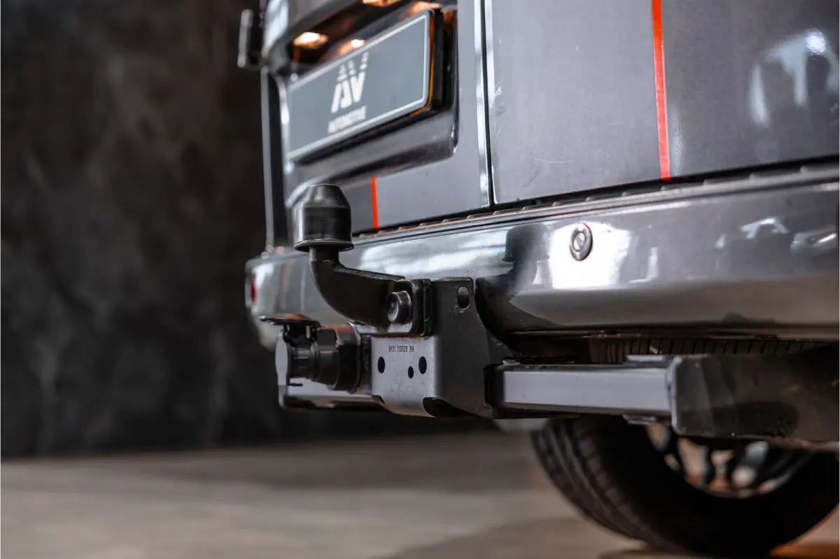 300 2.0 TDCI 170 PK L2H1 Limited DC | Dubbel cabine | ACC | Elek stoelen | Lederen bekleding | Navigatie | CarPlay | Camera | Trekhaak | Orig. NL auto | Nieuwe APK