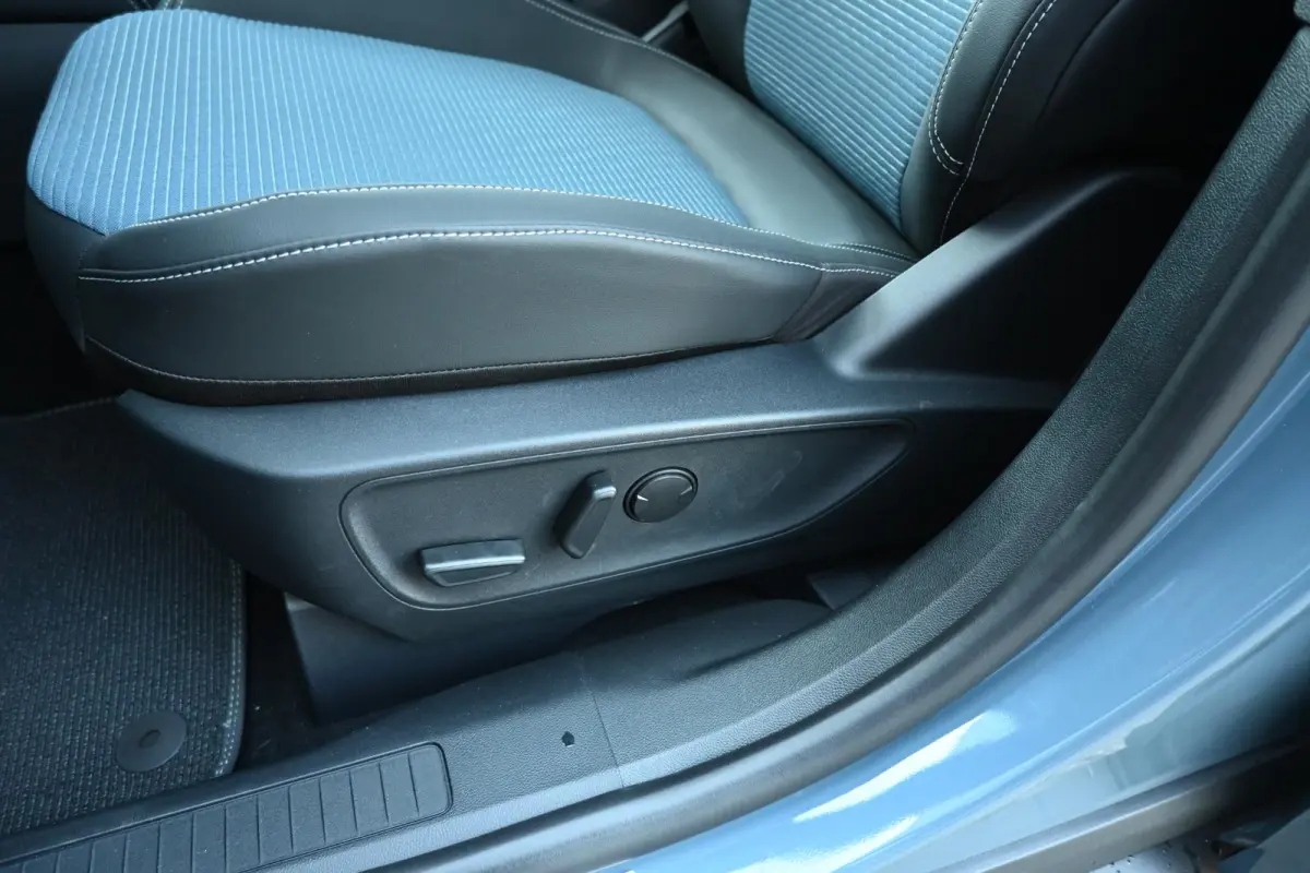 2.5 PHEV BlueCruise Edition | Trekhaak 2100 KG | LED Matrix | Stoel  V/A & Stuurverwarming | Bluecruise Autopilot | 19'' Velgen