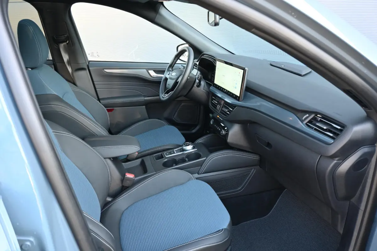 2.5 PHEV BlueCruise Edition | Trekhaak 2100 KG | LED Matrix | Stoel  V/A & Stuurverwarming | Bluecruise Autopilot | 19'' Velgen