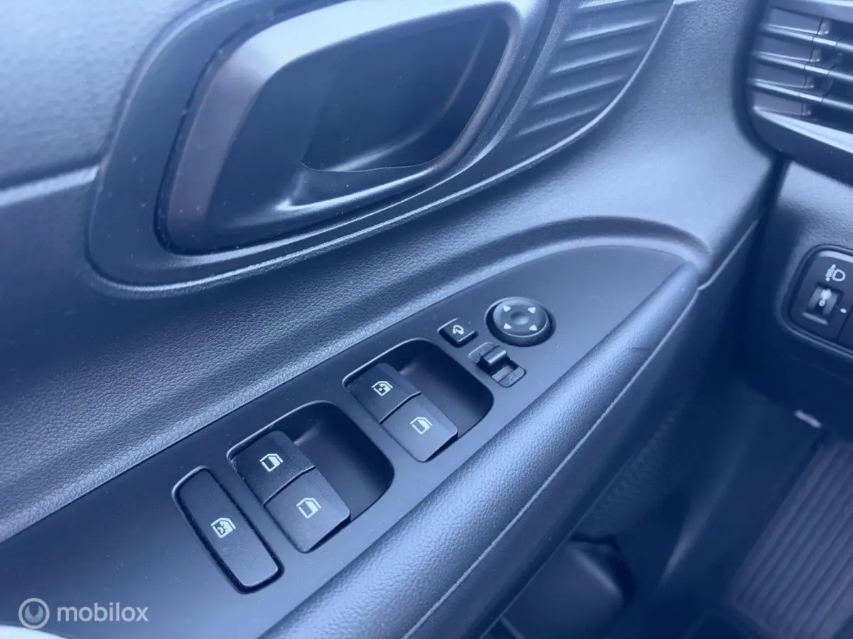 1.0 T-GDI MHEV Comfort Smart | Camera | Dode hoek