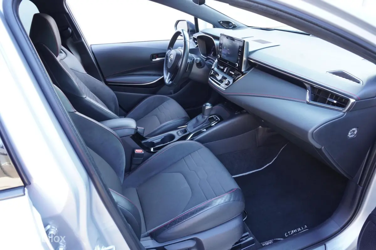 2.0 Hybrid Executive
