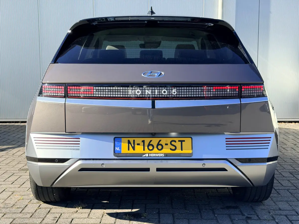 Lounge 73kWh / Verwacht / Nette Auto! / Uniek Interieur! /