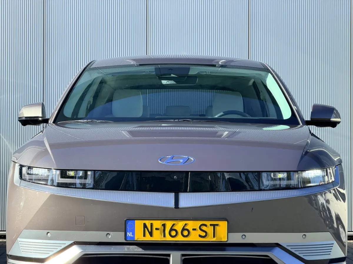 Lounge 73kWh / Verwacht / Nette Auto! / Uniek Interieur! /