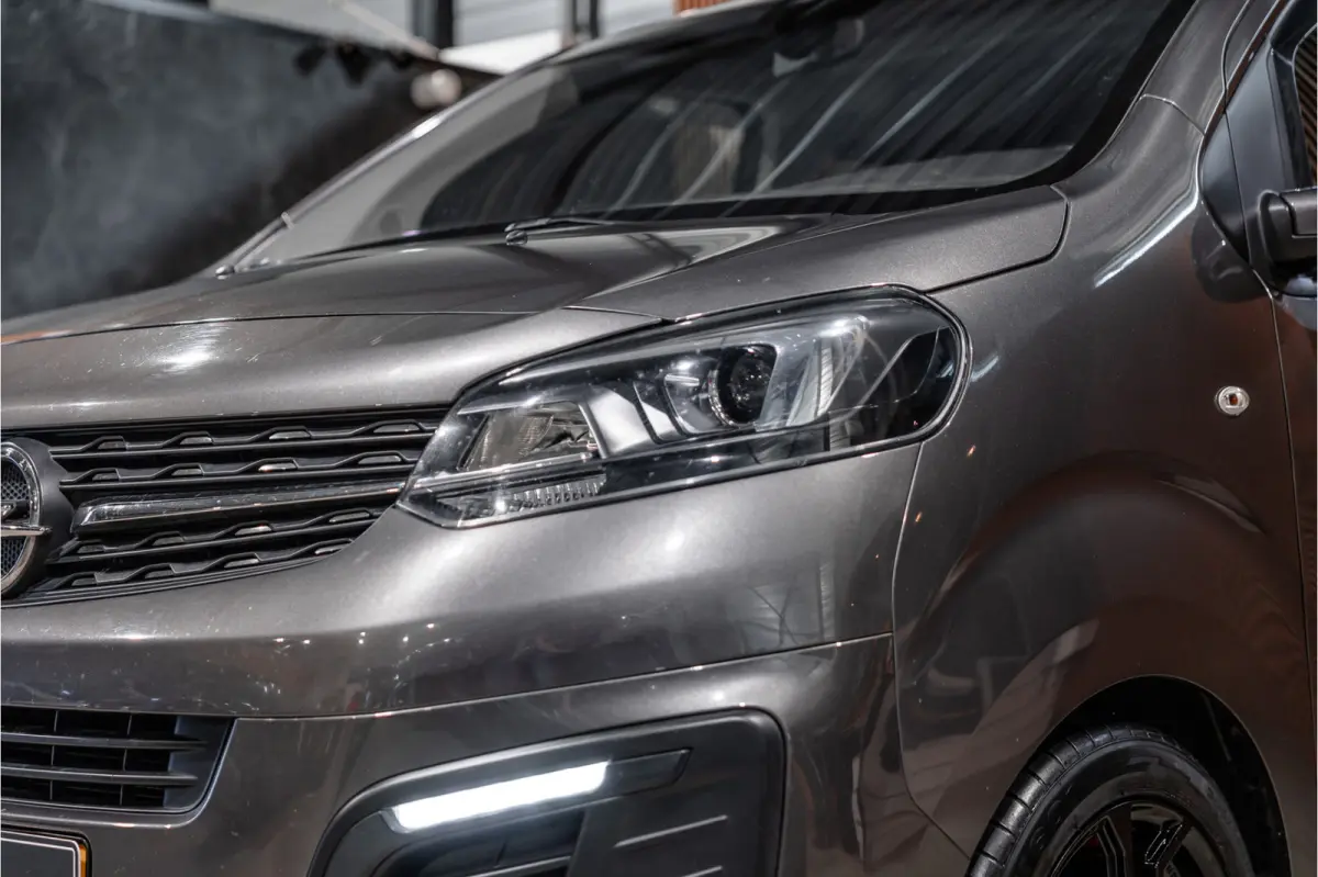 2.0 CDTI 177 PK L3H1 DC Innovation | Marge | BTW & BPM Vrij | L+R Schuifdeur | CarPlay | Camera | Navigatie | Bi-Xenon | Blind Spot | Trekhaak | F1 Flippers | Cruise control | Nieuwe APK