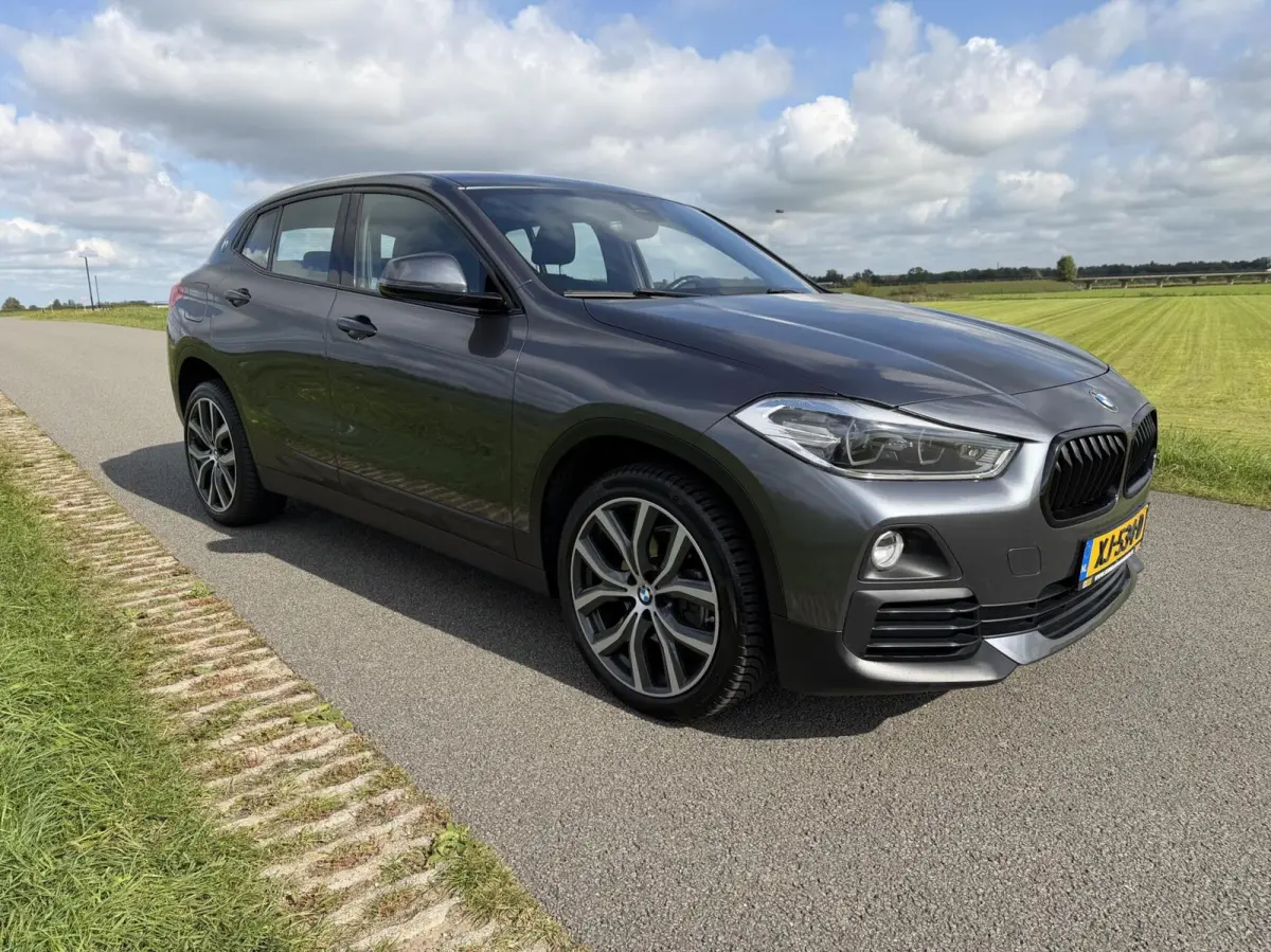 sDrive18i autom led clima navi cruise lmv 104,410km