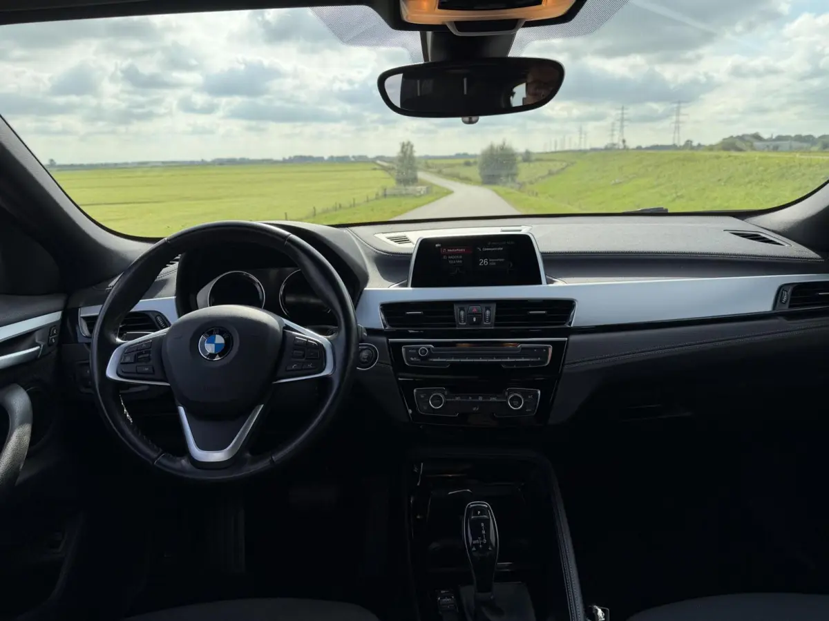sDrive18i autom led clima navi cruise lmv 104,410km