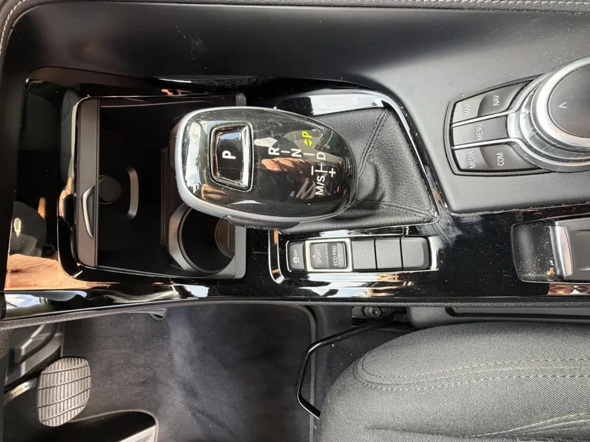 sDrive18i autom led clima navi cruise lmv 104,410km