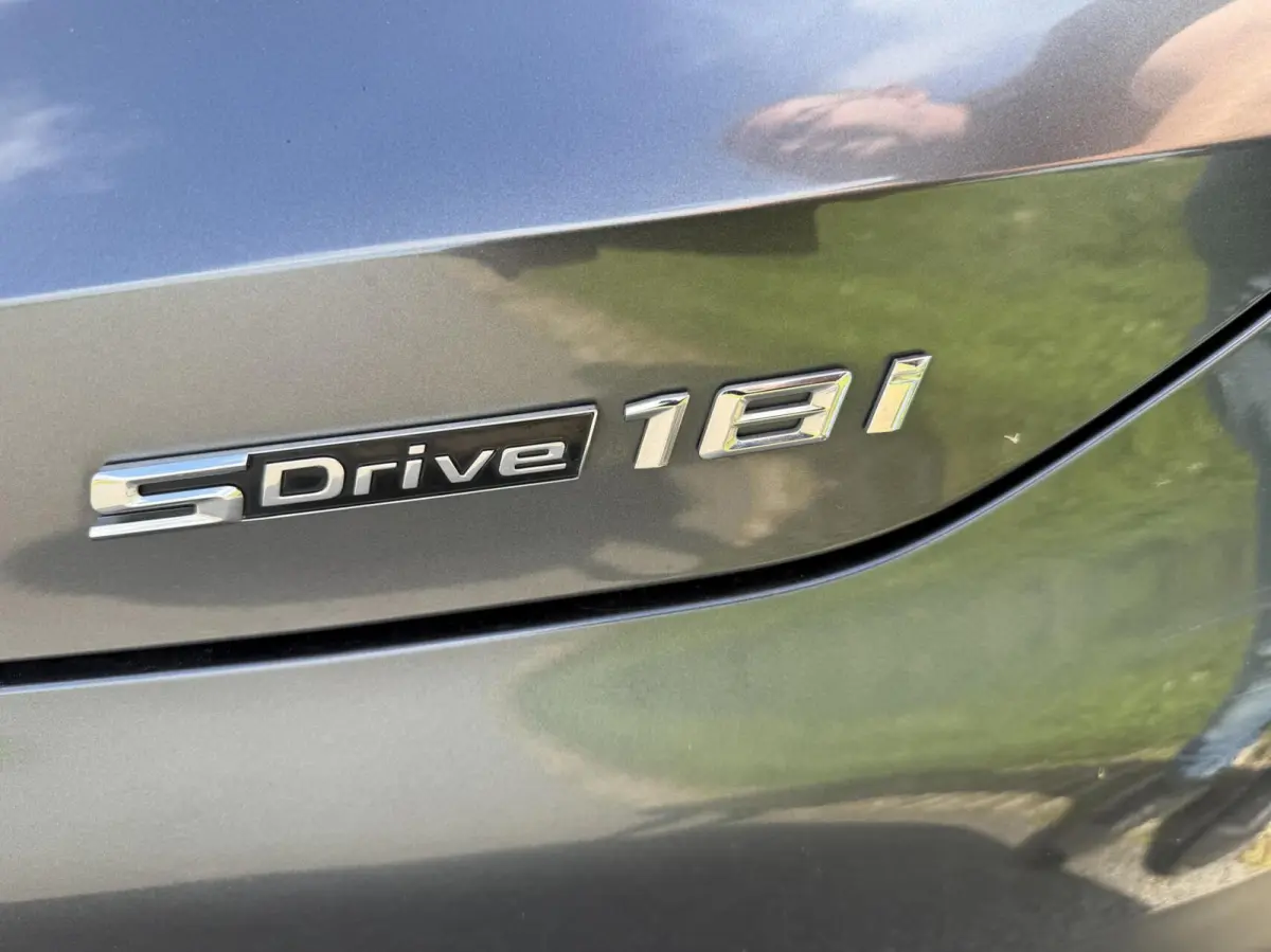 sDrive18i autom led clima navi cruise lmv 104,410km