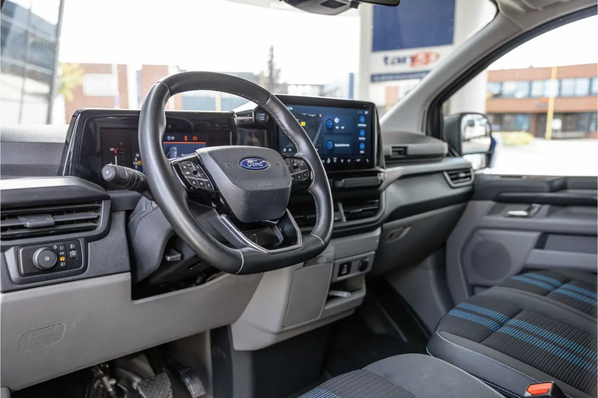 320 2.0 TDCI 170 PK Sport AWD | ACC | 360 Camera | Trekhaak | Blind Spot | Elek stoelen | CarPlay | Camera | Stoelverwarming | DAB | 3-Zitter | Dealer onderhouden | BPM Vrij