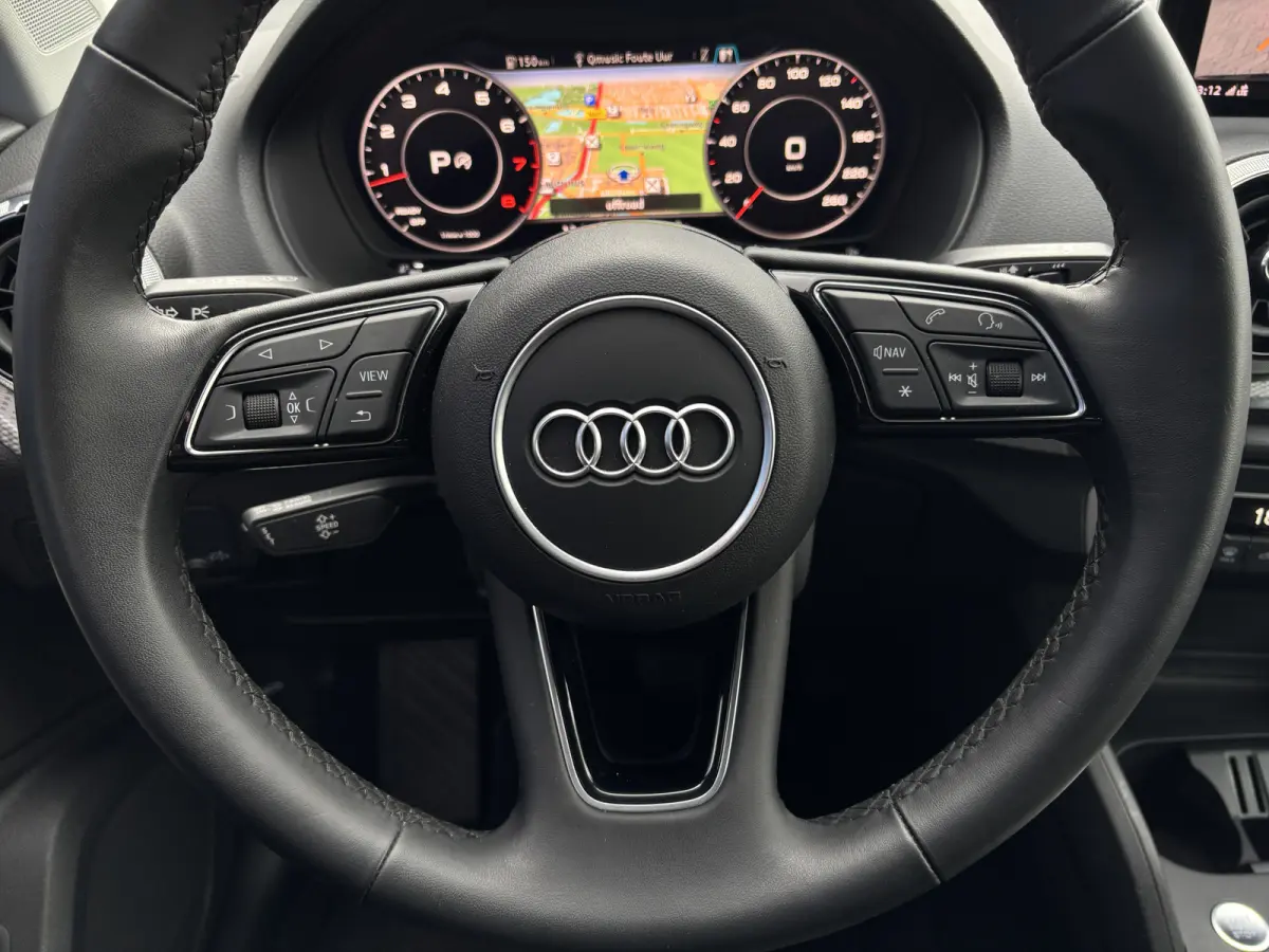 35 TFSI S-Line Black Ed. Keyless Camera