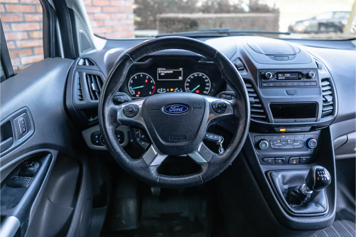 1.0 Ecoboost L2 | Cruise control | 3-Zitter | Stoelverwarming | PDC V+A | MF Stuur | Airco | Trekhaak | Elek spiegels | DAB | Nieuwe APK