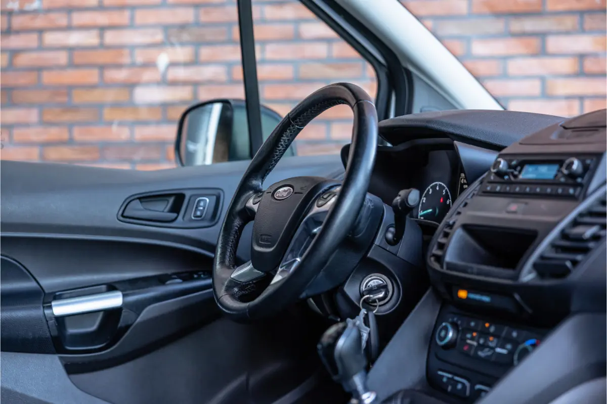 1.0 Ecoboost L2 | Cruise control | 3-Zitter | Stoelverwarming | PDC V+A | MF Stuur | Airco | Trekhaak | Elek spiegels | DAB | Nieuwe APK