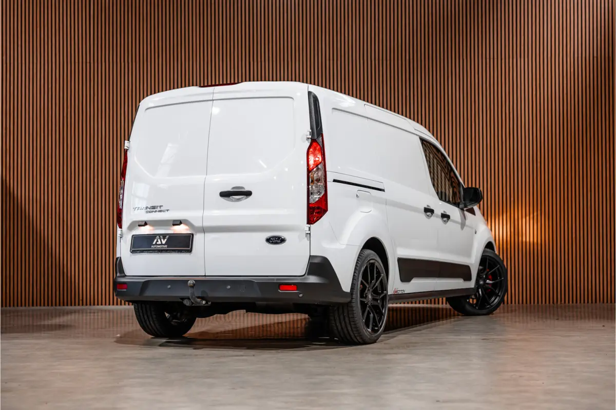 1.0 Ecoboost L2 | Cruise control | 3-Zitter | Stoelverwarming | PDC V+A | MF Stuur | Airco | Trekhaak | Elek spiegels | DAB | Nieuwe APK