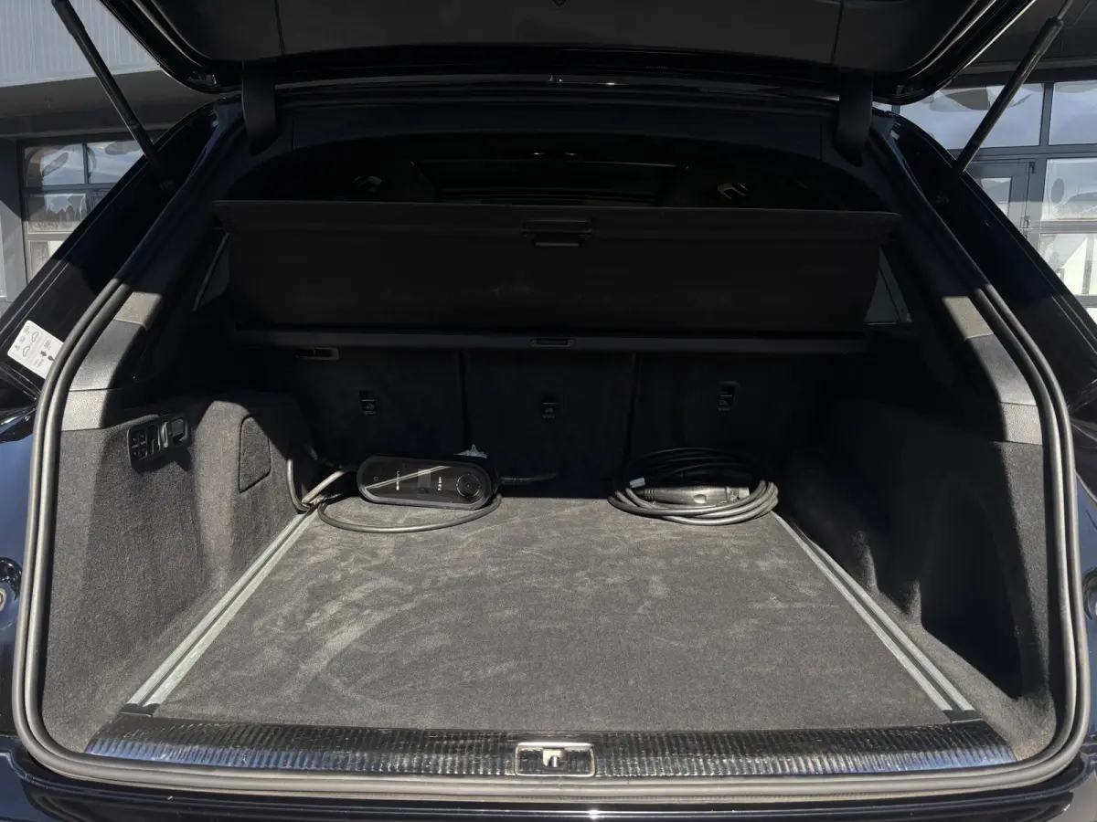3.0 TDI e-tron quattro Premium Head-up Bose Pano