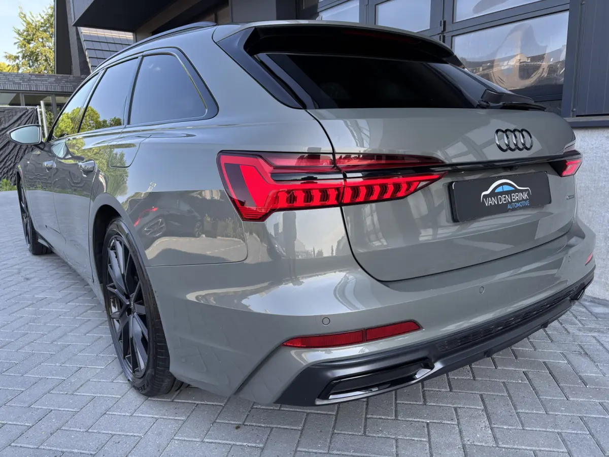 50 TFSI e quattro S-Line Competition