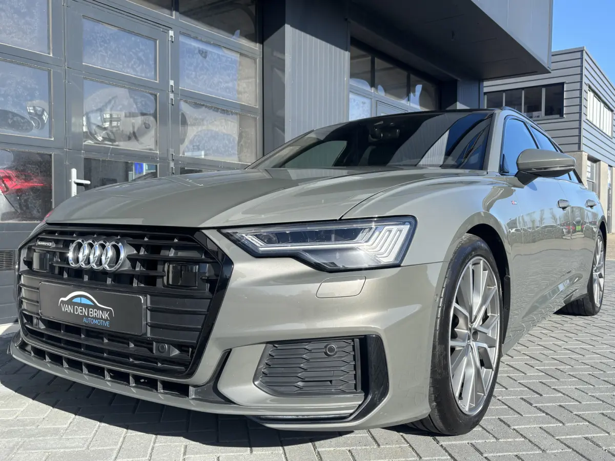 50 TFSI e quattro S-Line Competition