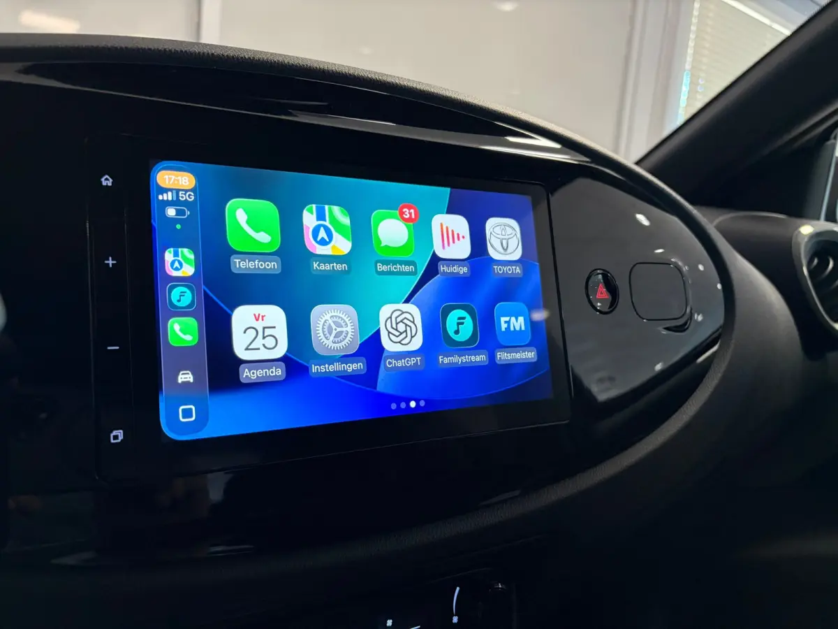 Hybrid 115 Pulse | Camera | Stoelverwarming | Parkeersensoren | Climate control |