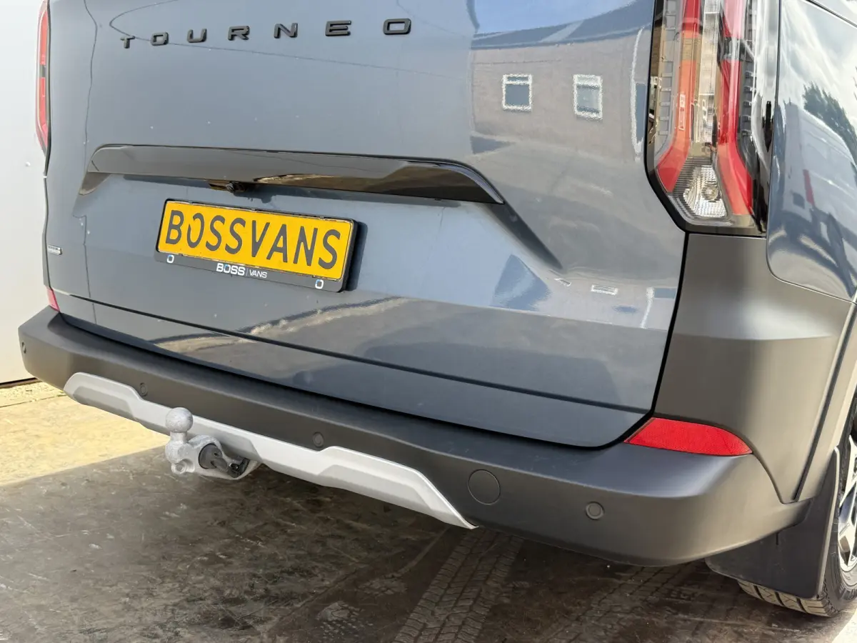 233PK PHEV Prijs Incl. BPM Excl. BTW Automaat 8-Personen Automaat LED B&O Audio Lichtmetalen Velgen PDC Carplay Camera Parkeersensoren Cruise Control