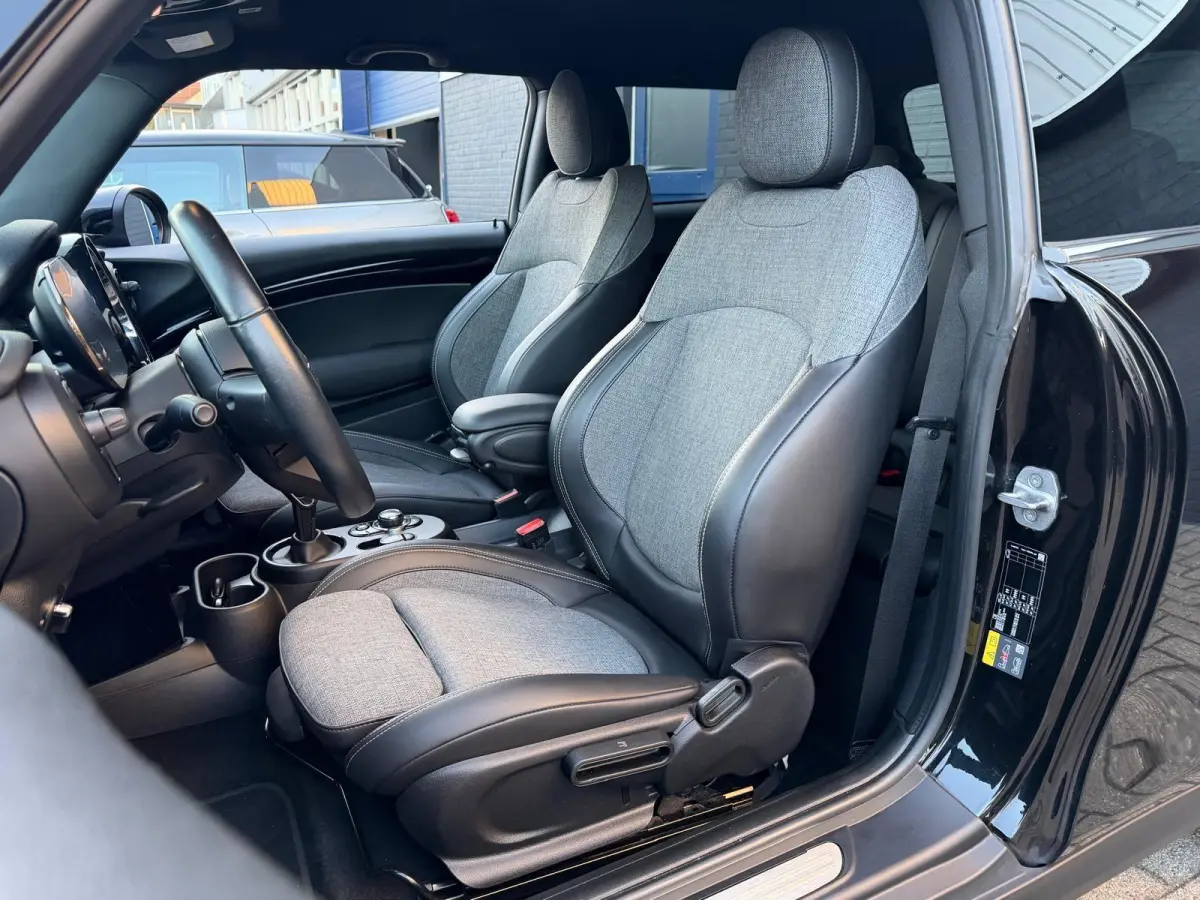 Classic 33 kWh | NAVI | Carplay | SOH 95.5% |