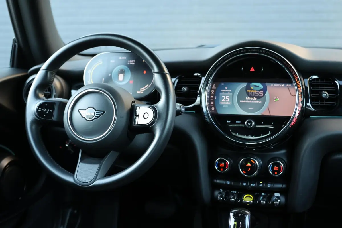 Classic 33 kWh | NAVI | Carplay | SOH 95.5% |
