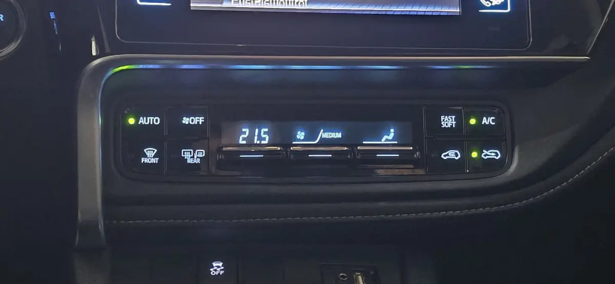 1.8 Hybrid Dynamic Dealer Onderhouden Trekhaak Camera Clima Mooi!