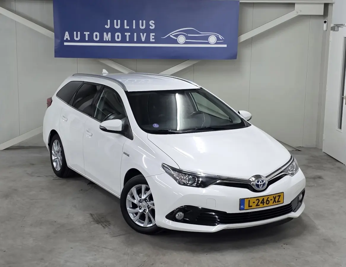 1.8 Hybrid Dynamic Dealer Onderhouden Trekhaak Camera Clima Mooi!
