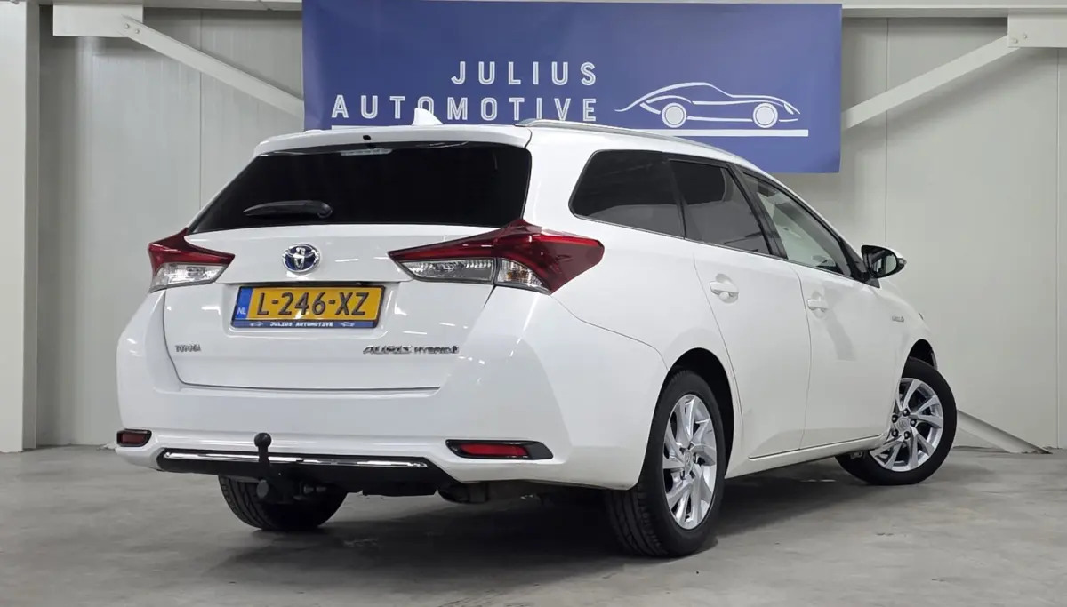 1.8 Hybrid Dynamic Dealer Onderhouden Trekhaak Camera Clima Mooi!