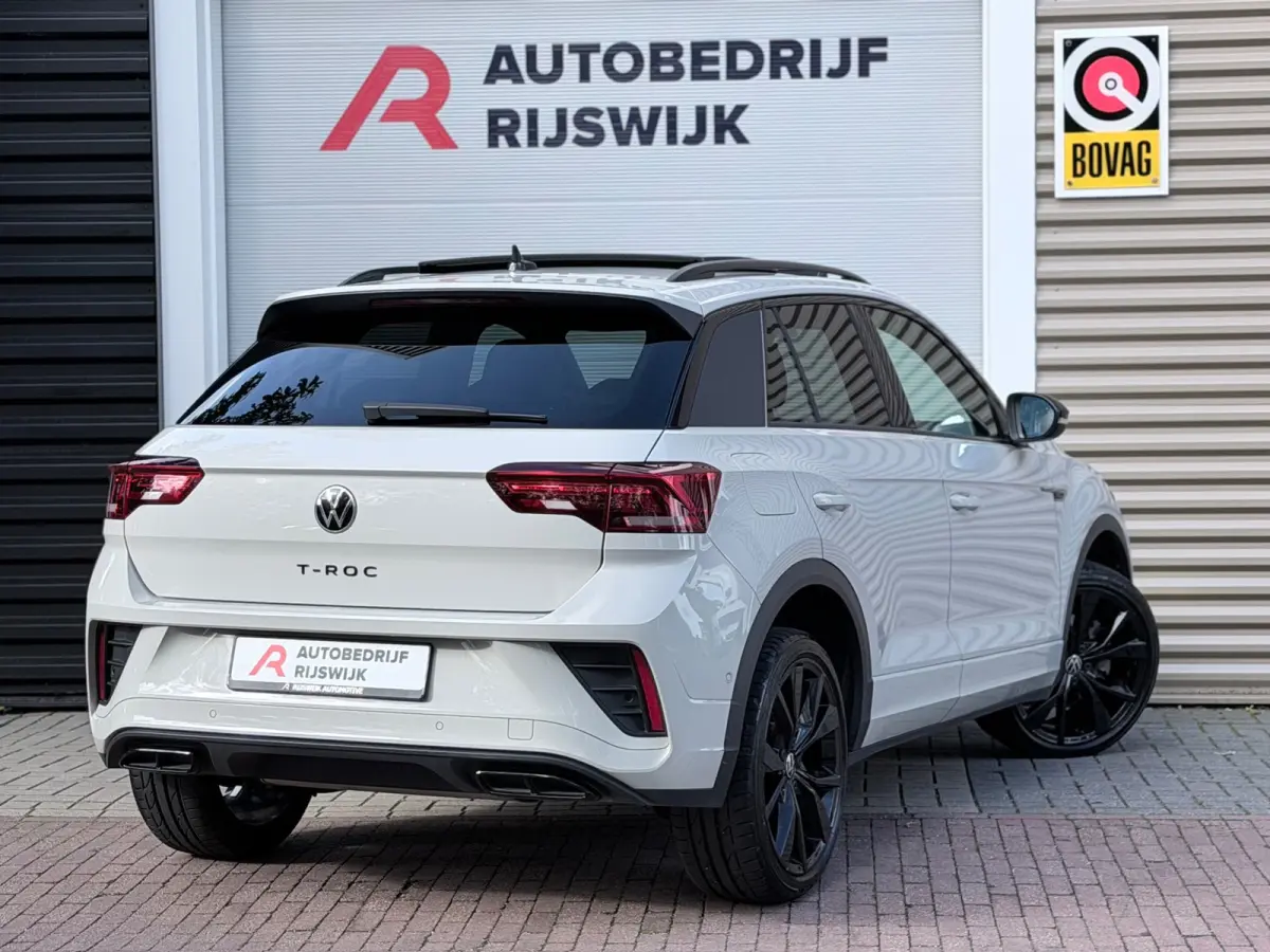 1.5 TSI R-Line Pano/Keyless/Camera