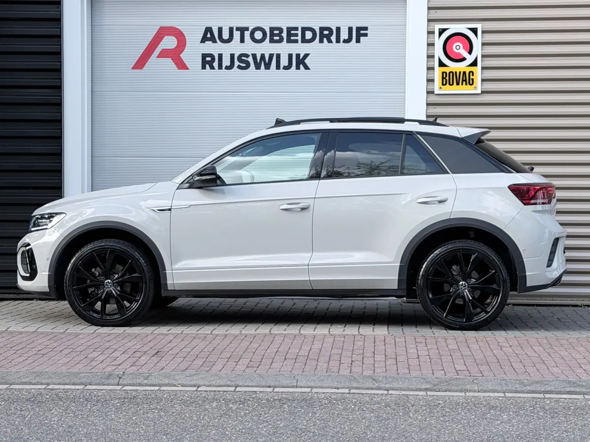 1.5 TSI R-Line Pano/Keyless/Camera