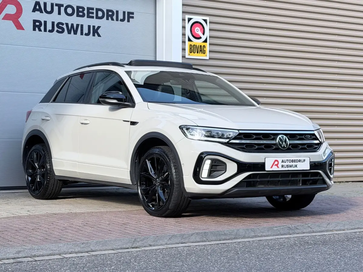 1.5 TSI R-Line Pano/Keyless/Camera