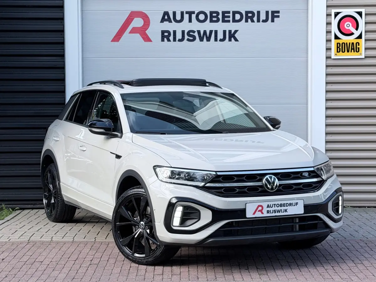 1.5 TSI R-Line Pano/Keyless/Camera