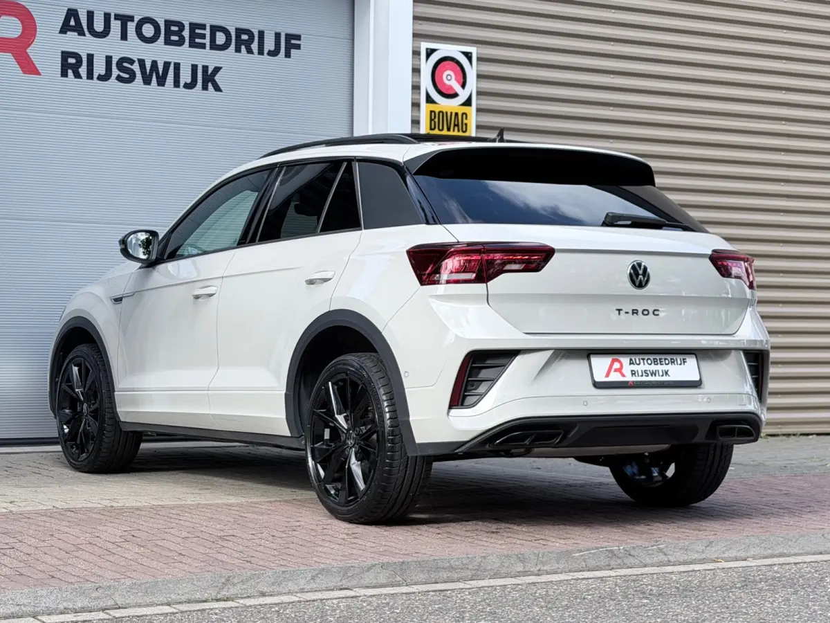 1.5 TSI R-Line Pano/Keyless/Camera